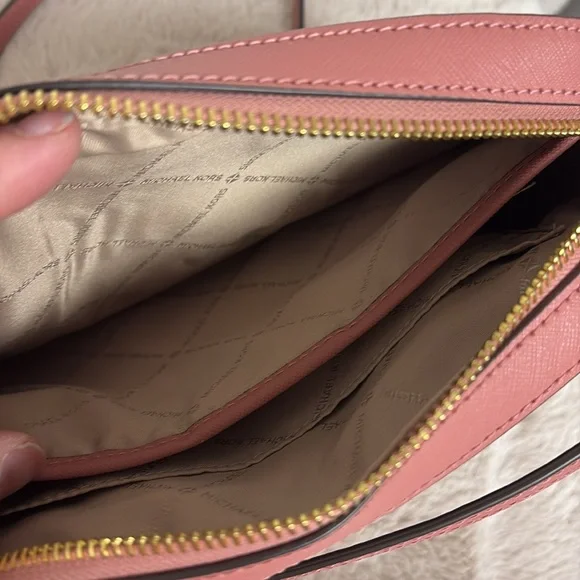 Michael Kors Jet Set Large Saffiano Leather Crossbody Bag - Picture 13 of 16